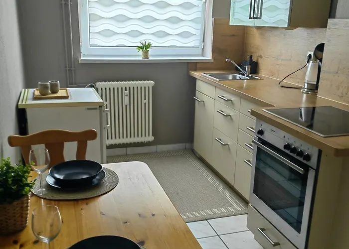 Ruhige 2-zimmer-wohnung Mit Parkplatz & Balkon Salzgitter